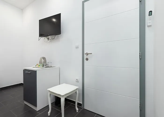 Gostinjska kuća And Flora Porec