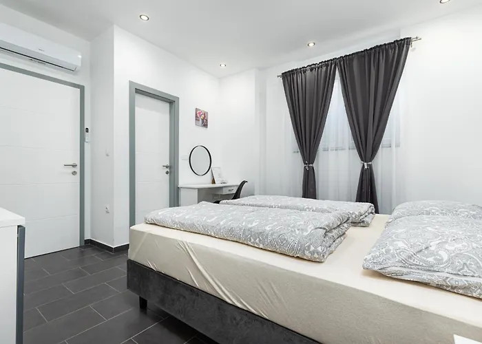 Gostinjska kuća And Flora Porec