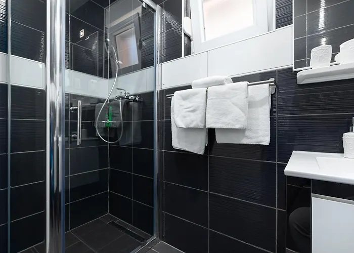 And Flora Gostinjska kuća