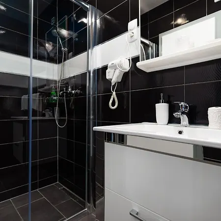 And Flora Gasthuis Poreč