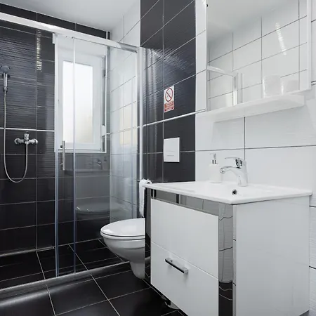 And Flora Gasthuis 3*